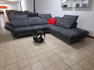 Jetzt Neu XL Wohnlandschaft von Hukla mit Funktionen für 2499€ - Wiesmoor