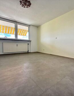 Geräumige 3-Zimmer-Wohnung in guter Lage mit Balkon und Stellplatz - Fürth