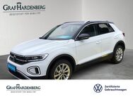 VW T-Roc, 1.5 TSI Style, Jahr 2023 - Konstanz