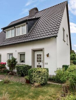 Freistehendes Ein-/ Zweifamilienhaus mit großem Garten in ruhiger Sackgassenlage - Bad Salzuflen