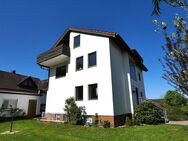 Großes freistehendes Zweifamilienhaus mit 8 Zimmern in angenehmer und naturnaher Lage von Langenzenn (unsere Objektnummer: 03CK0125) - Langenzenn