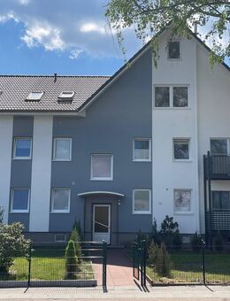 Vollständig saniertes Mehrfamilienhaus mit 8 Wohneinheiten nahe dem Zentrum von Rahlstedt - Hamburg