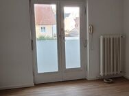 2-ZIMMER-WOHNUNG an freundliche DAME - München Hadern