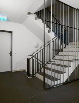 Stilvolles 3-Zimmer-Domizil mit Loggia - in begehrter Lage Berlin-Mitte - Berlin