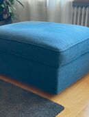 Ikea Kivik Hocker blau mit Stauraum innen in 60488