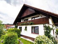 Zweifamilienhaus mit großem Garten und atemberaubender Aussicht - Ludwigsstadt