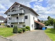 Sehr gepflegtes und modernisiertes 3 Familienhaus (voll vermietet) mit wunderschönem Garten in ruhiger Lage von Kölbi... - Kölbingen