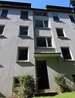 Komplettes MFH mit Garagen in Woltmerhausen zu verkaufen - Bremen