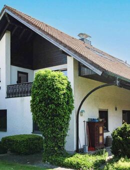 Wunderschönes EFH mit Ausbaumöglichkeit und parkähnlichem Grundstück in Illerkirchberg - Illerkirchberg