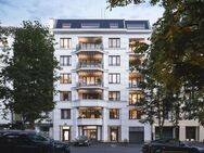 Entdecken Sie unvergleichlichen Luxus: 3-Schlafzimmer-Suite mit Kamin, Loggia & überragender Eleganz - Berlin