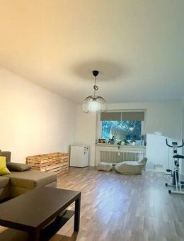 Helle 3-Zimmer-Wohnung mit großer Loggia und Wannenbad in Braunschweig! - Braunschweig