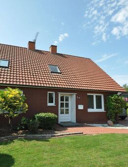 Familienfreundliche Doppelhaushälfte mit schönem Garten - Goldenstedt