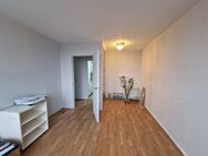 BARRIEREFREI - Bezugsfreie Wohnung am Hackeschen Markt! - Berlin