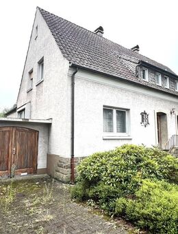 Sanierungsbedürftige Doppelhaushälfte in Dortmund-Brackel - Dortmund
