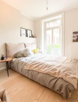Sanierte Altbauwohnung mit Stadthausflair - mitten in Winterhude! - Hamburg