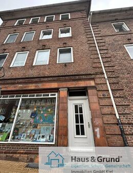Teilsanierte 2-Zimmer Wohnung in zentraler Lage zu vermieten! - Kiel