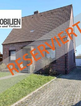 TT bietet an: Ein Zuhause mit Charme und Potenzial - Einfamilienhaus in idyllischer Lage am Ortsrand von Sande! - Sande