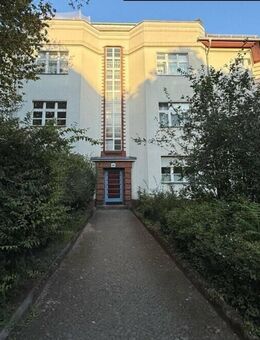 Gepflegte 3-Zimmer-Wohnung mit Balkon und praktischem Grundriss zu vermieten - Berlin