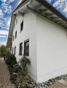 Zweifamilienhaus mit zwei vermieteten Einheiten in Zell unter Aichelberg - Zell (Aichelberg)