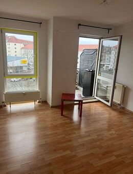 1-Zimmer-Wohnung mit Balkon und Aufzug, auf Wunsch Tiefgaragenstellplatz - Fürth