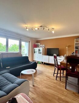 NEU im Angebot: Tolle 4,5 ZW mit Balkon für Familien! EBK, Balkon und Garage! - Würzburg