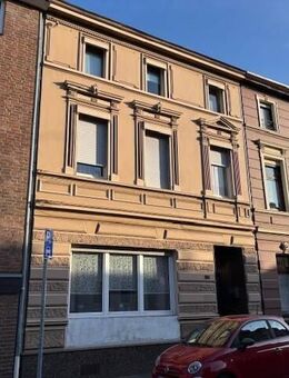 Komplett saniertes und renoviertes Stadthaus mit Garten und Garage - Mönchengladbach