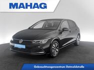 VW Golf, 1.5 TSI VIII MOVE, Jahr 2024 - München