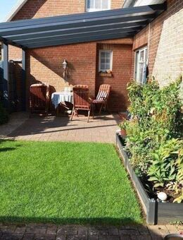 Familienfreundliches Mehrgenerationenhaus mit Gartenidylle und Terrassen – zum Top-Preis - Embsen