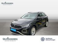 VW T-Roc, 1.0 TSI Life, Jahr 2023 - Konstanz