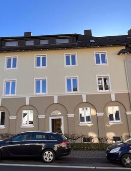 Kernsanierte Stadtwohnung im 1. Obergeschoss mit Südbalkon zu vermieten - Lüdenscheid