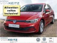VW Golf, 1.0 eTSI LIFE KLS, Jahr 2023 - Solingen (Klingenstadt)