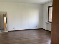 Geräumige und gepflegte 2-Zimmer Wohnung mit Balkon in Wuppertal-Ronsdorf - Wuppertal