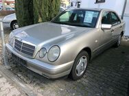 Mercedes-Benz E 220 Diesel Classic Erst Hand Vollfahrbreit - Wiesloch