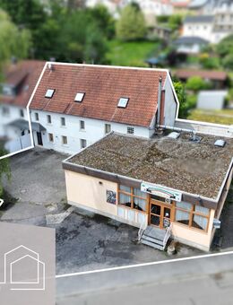 Wohnen und Arbeiten in einem - vielseitige Doppelhaushälfte mit Gewerbefläche - Saarbrücken