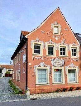 Viel Potential ! Gepflegtes Mehrfamilienhaus in Kitzingen Etwashausen - Kitzingen