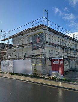 Exklusives Wohnen | 3-Zimmer-Gartenwohnung mit Echtholzparkett - Oldenburg