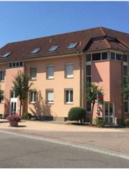 Helle 1 Zimmer- Wohnung mit Balkon und TG- Stellplatz - Herbolzheim