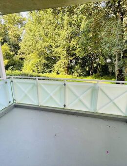 ***moderne Balkonwohnung mit Tageslichtbad*Außenmodernisierung* - Essen