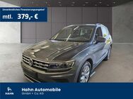 VW Tiguan, 2.0 TSI Highline Spurw, Jahr 2020 - Böblingen