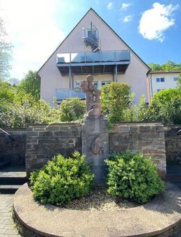 Attraktive 2-ZKB-Maisonettewohnung mit Balkon in zentraler Stadtlage - Siegen (Universitätsstadt)