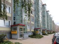 Tolle 2-Raum-Wohnung mit Dusche, Balkon und Aufzug - Gera