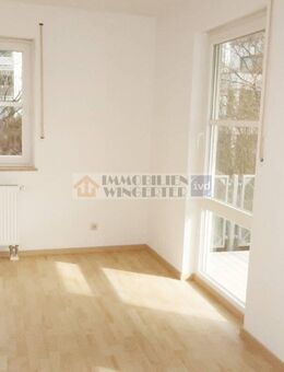 Bildschöne, frei gewordene 5 Zimmer-Wohnung mit großem Balkonbereich - Bad Abbach