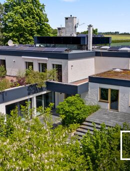 Alleinlage mit Panoramablick! Luxuriöse Architektenvilla mit 7.847 m² Grundstück und Schwimmhalle - Igensdorf