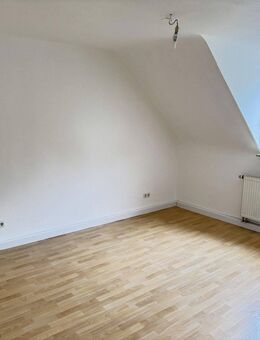 Provisionsfrei! 3-Zimmer-Dachgeschosswohnung (70,01 m²) in zentraler Lage von Baden-Baden - Baden-Baden