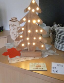 Tannenbaum aus Holz mit LED Beleuchtung - Rudolstadt