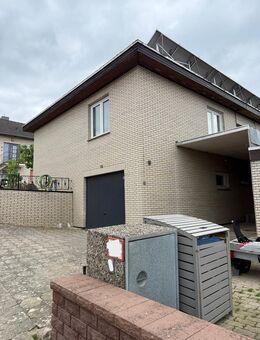 Vielseitiger Bungalow mit zwei Wohneinheiten und Garten - in Salzgitter-Lichtenberg - Salzgitter