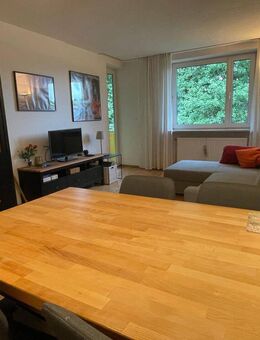 Ruhige und helle 3-Zimmer-Wohnung - München
