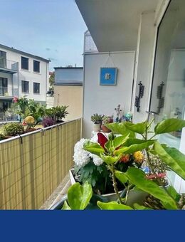 Begehrte Lage in Pempelfort - 2 Zimmer, 2 Balkone, 1 PKW-Stellplatz - Düsseldorf