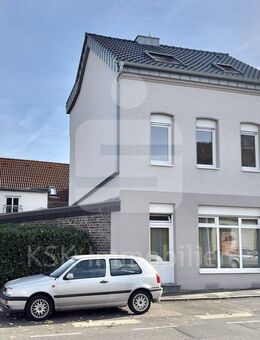 Liebevoll modernisierter Altbau in zentraler Lage von Brühl Süd mit Stellplatz - Brühl (Nordrhein-Westfalen)