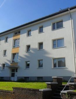 Moderne 5-Zimmer-Wohnung mit Loggia und Tageslichbad - Oerlinghausen
